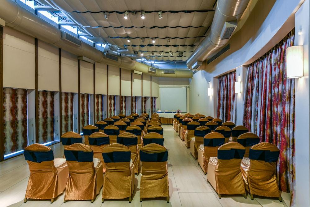The Regale By Tunga Hotel Mumbai Luaran gambar