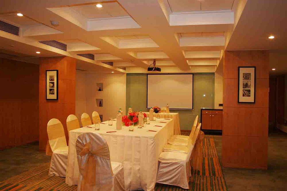The Regale By Tunga Hotel Mumbai Luaran gambar